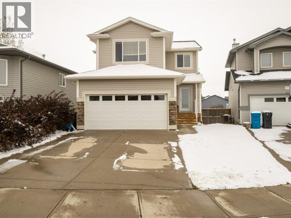 689 Blackfoot Terrace W