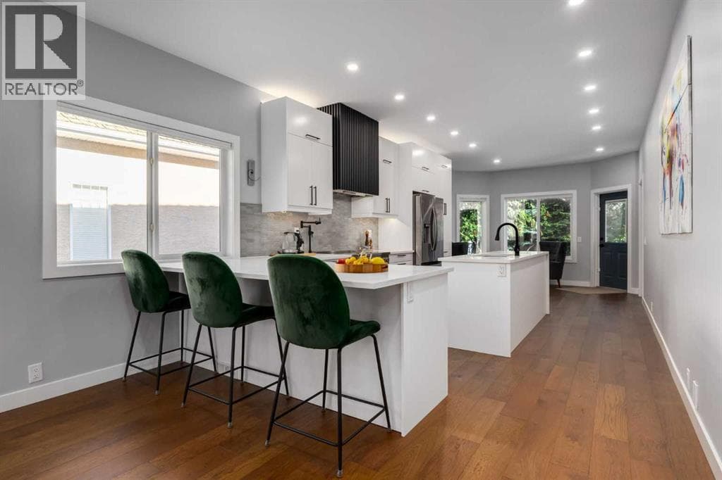 3223 Signal Hill Drive SW — photo 3