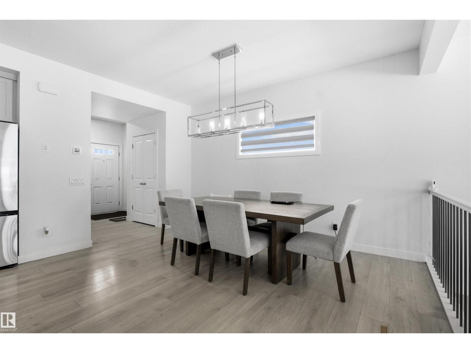 3888 CHRUSTAWKA PL SW — photo 4