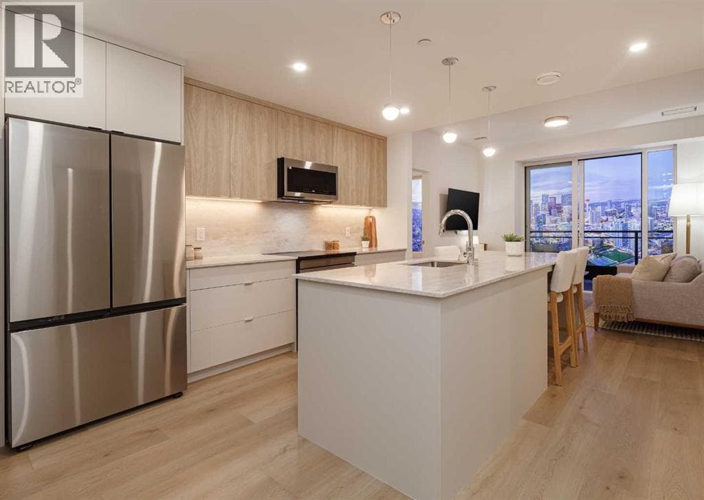 SL250, 1520 4 Street SW