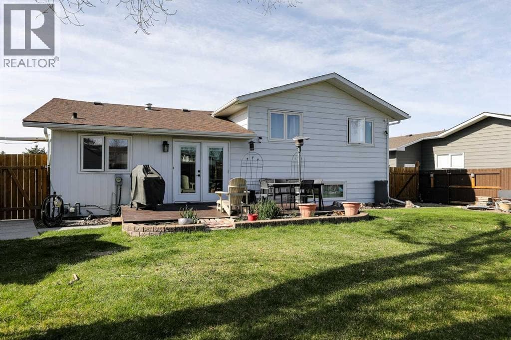 97 Laval Court W — photo 5