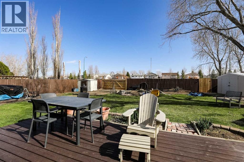 97 Laval Court W — photo 3