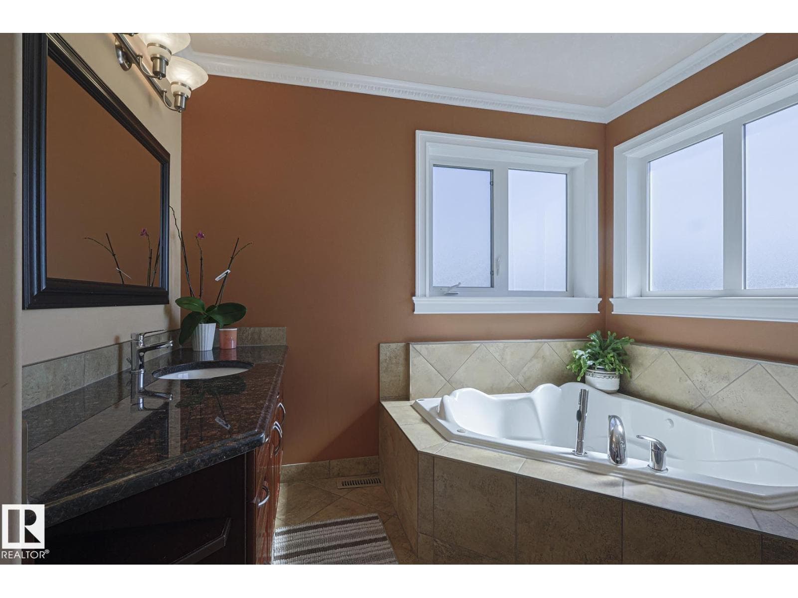 10731 150 ST NW NW — photo 5