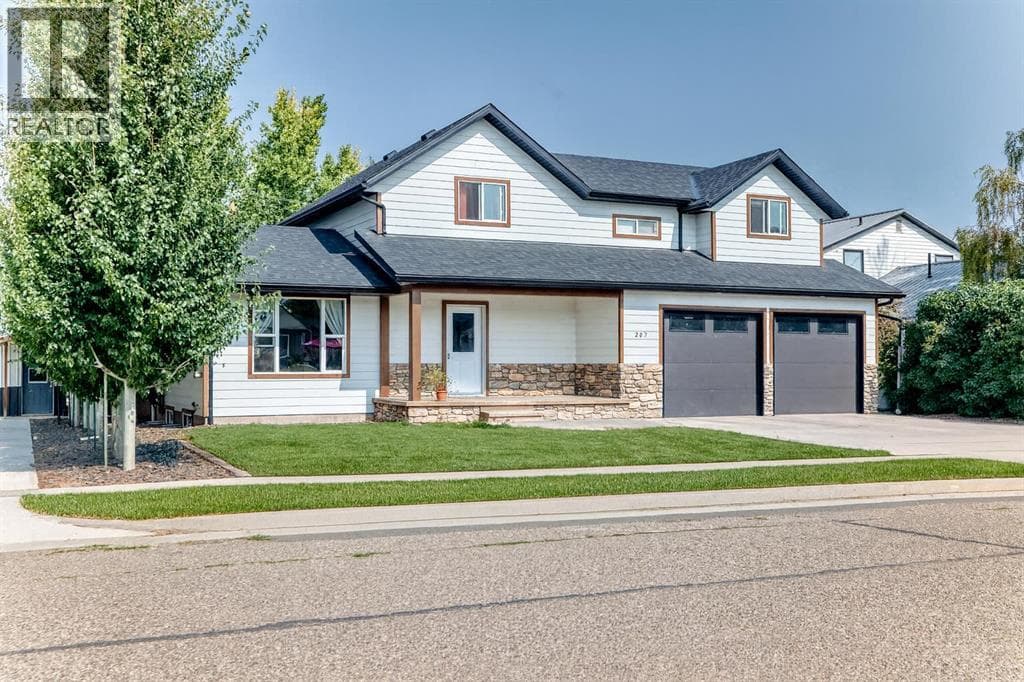 207 Milnes Street Nobleford Street — photo 3