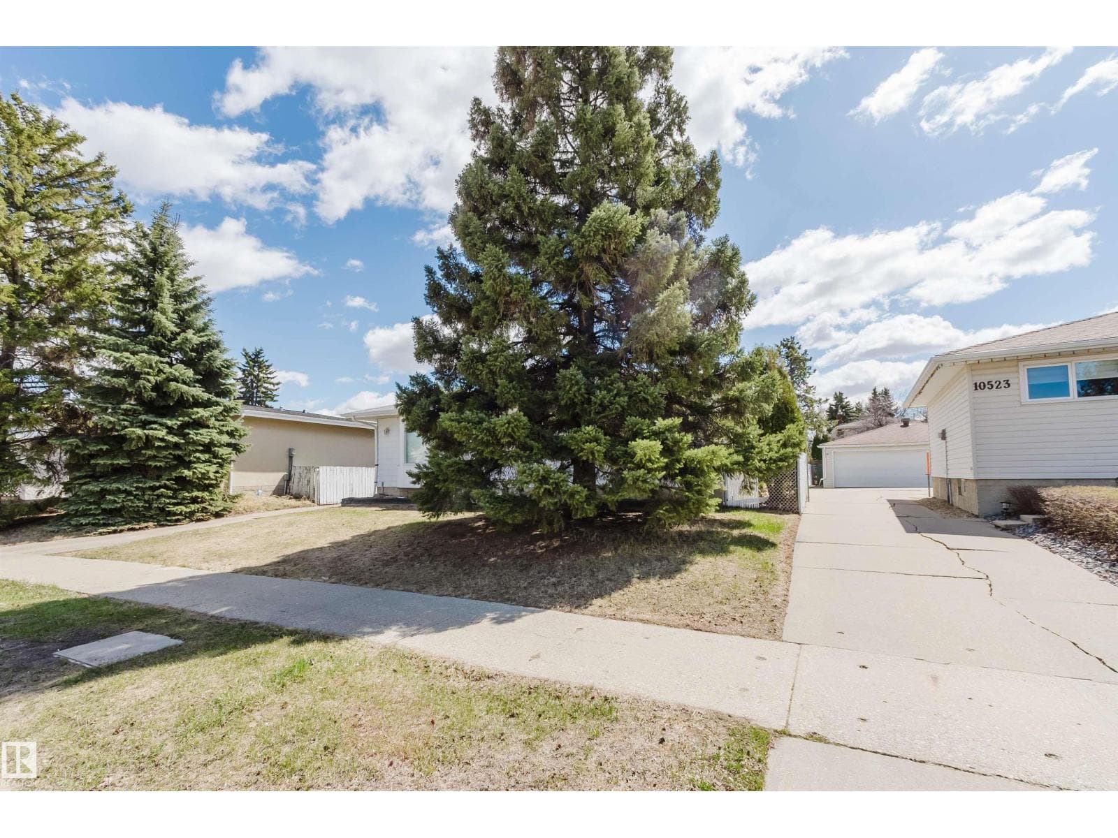 10519 36A AV NW — photo 3