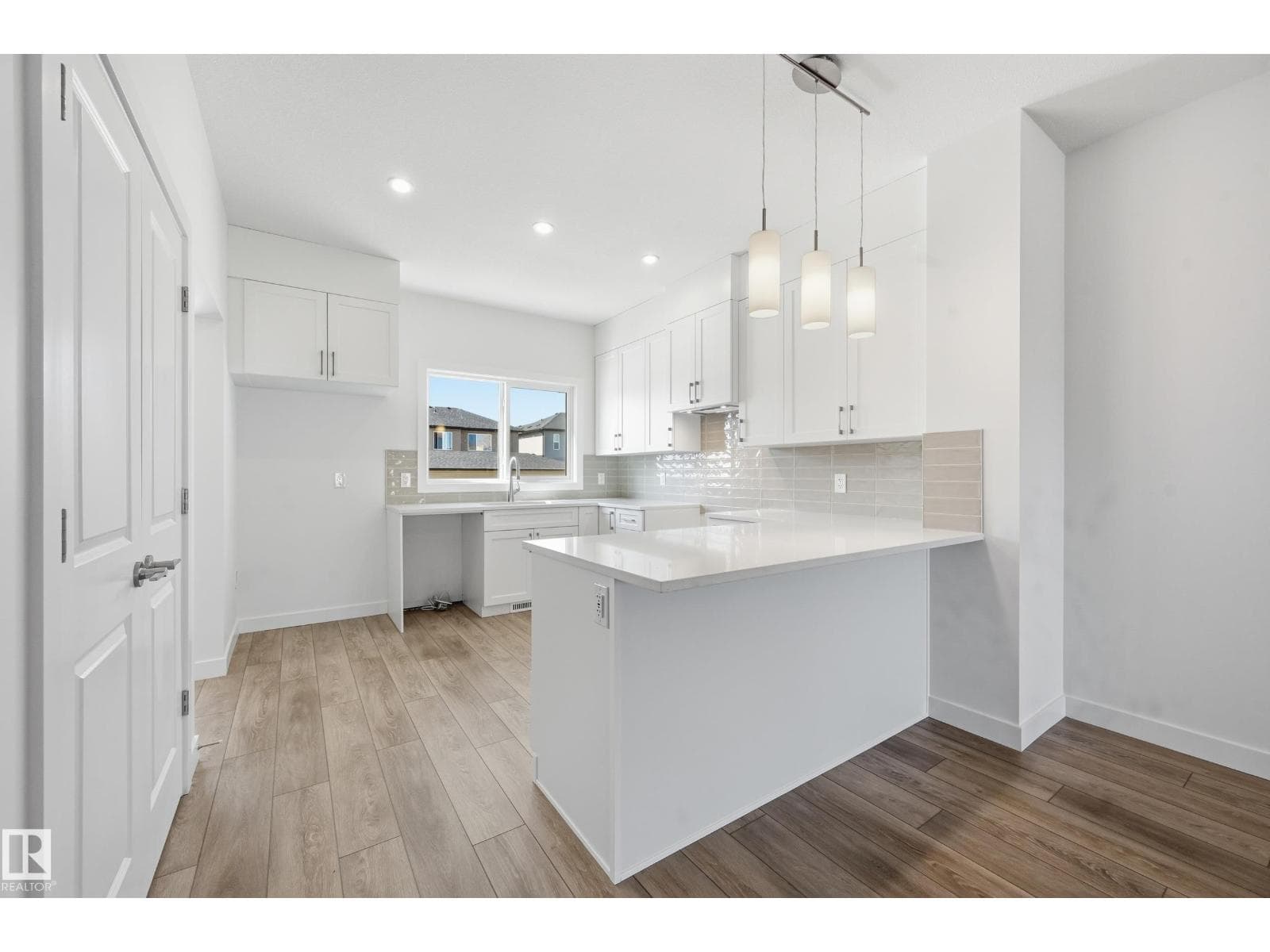 205 Wattle RD — photo 5