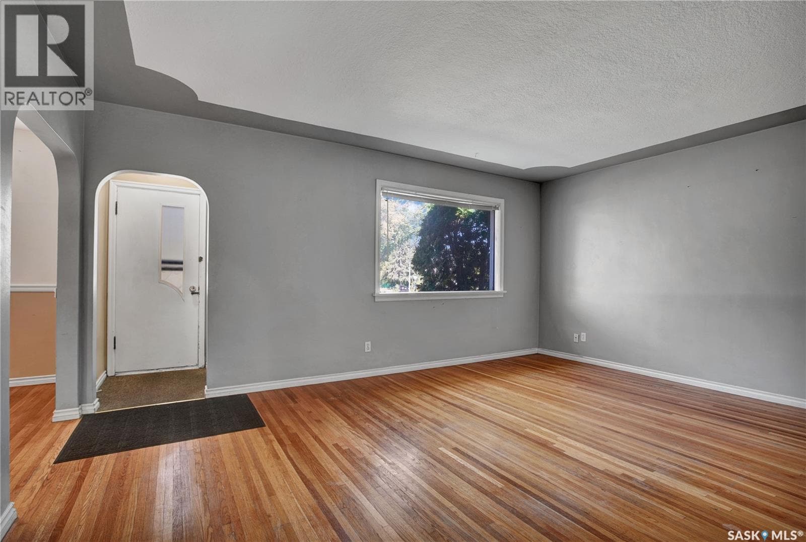 1328 Main STREET — photo 3