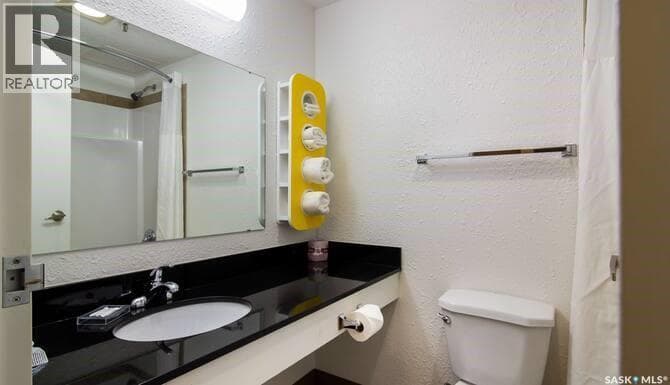 118 Pacific AVENUE — photo 4
