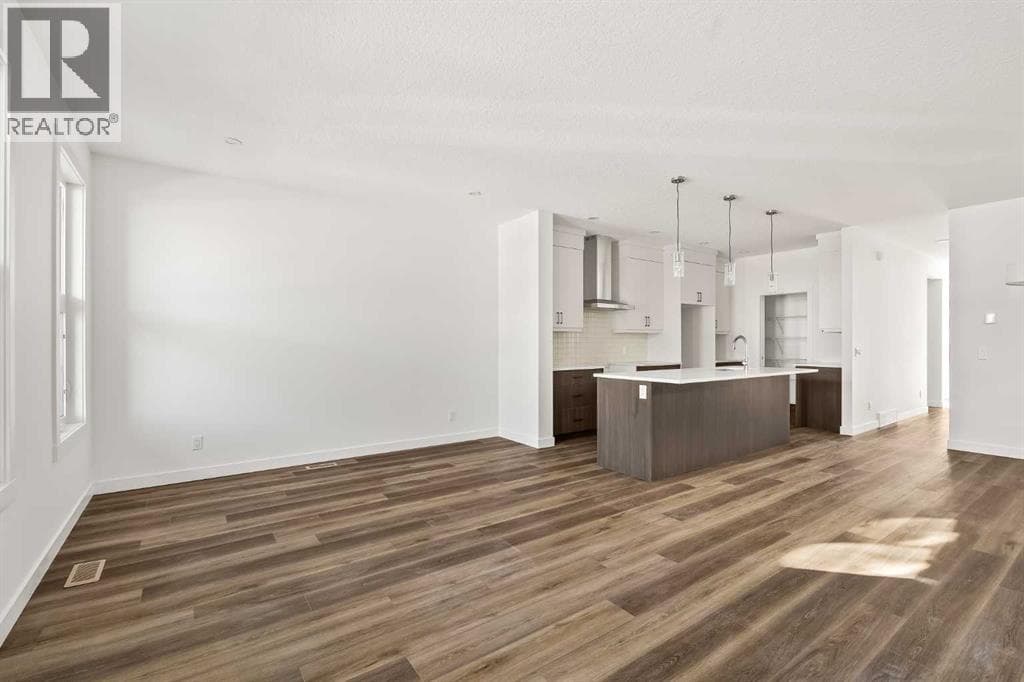 1133 Chinook Gate Bay SW — photo 4