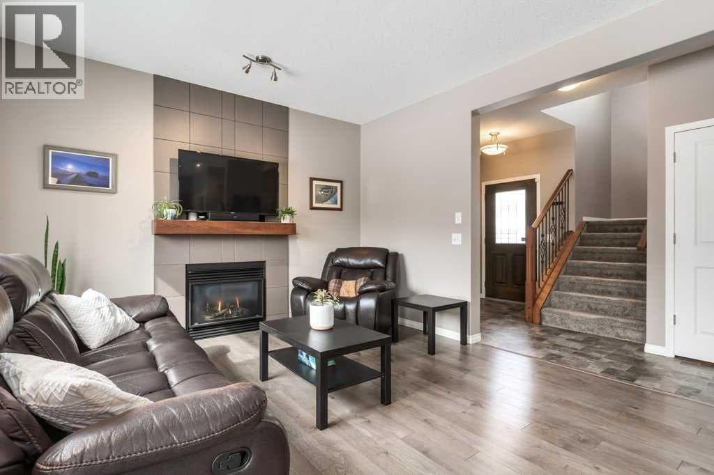 105 Wildrose Green — photo 5