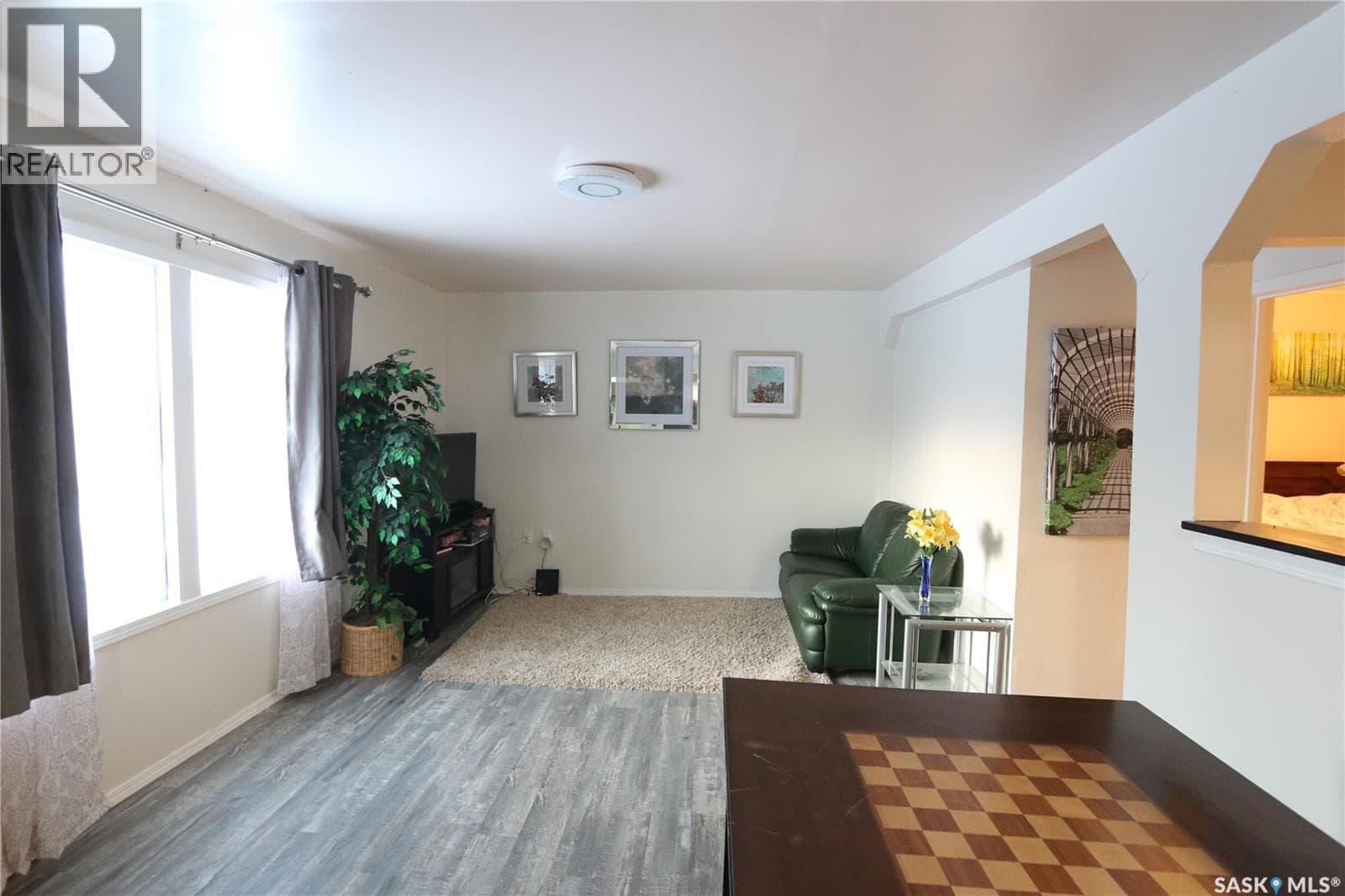 1209 Wascana STREET