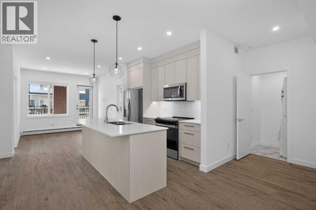 3201, 6 Merganser Drive W — photo 5