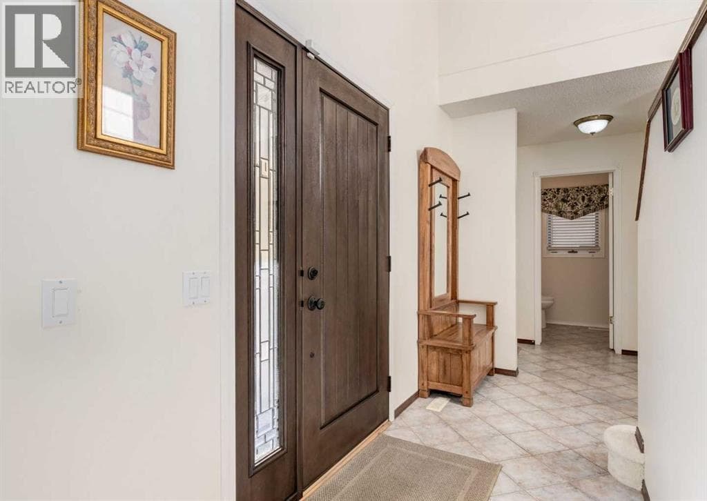 83 Gleneagles Close — photo 3