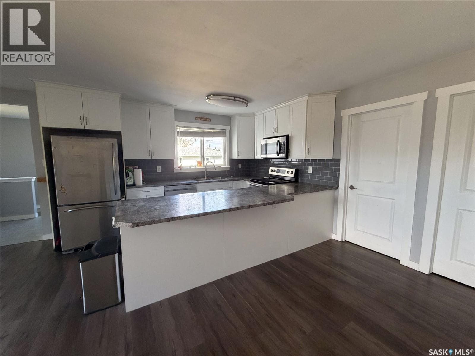 302 Aberdeen STREET — photo 4