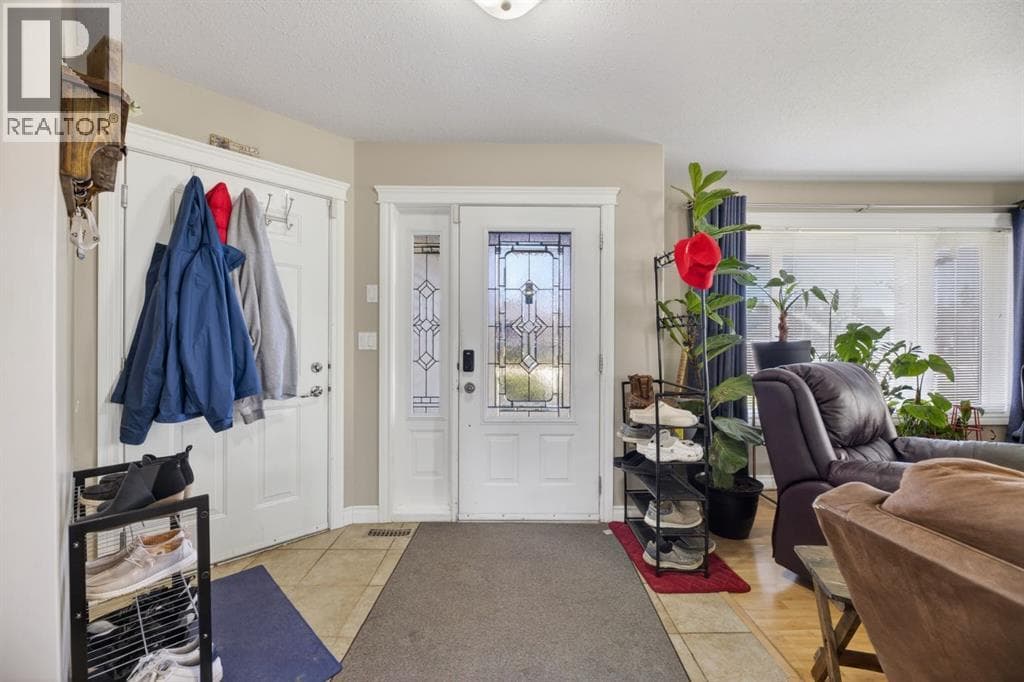 15 Meadowview Court — photo 4
