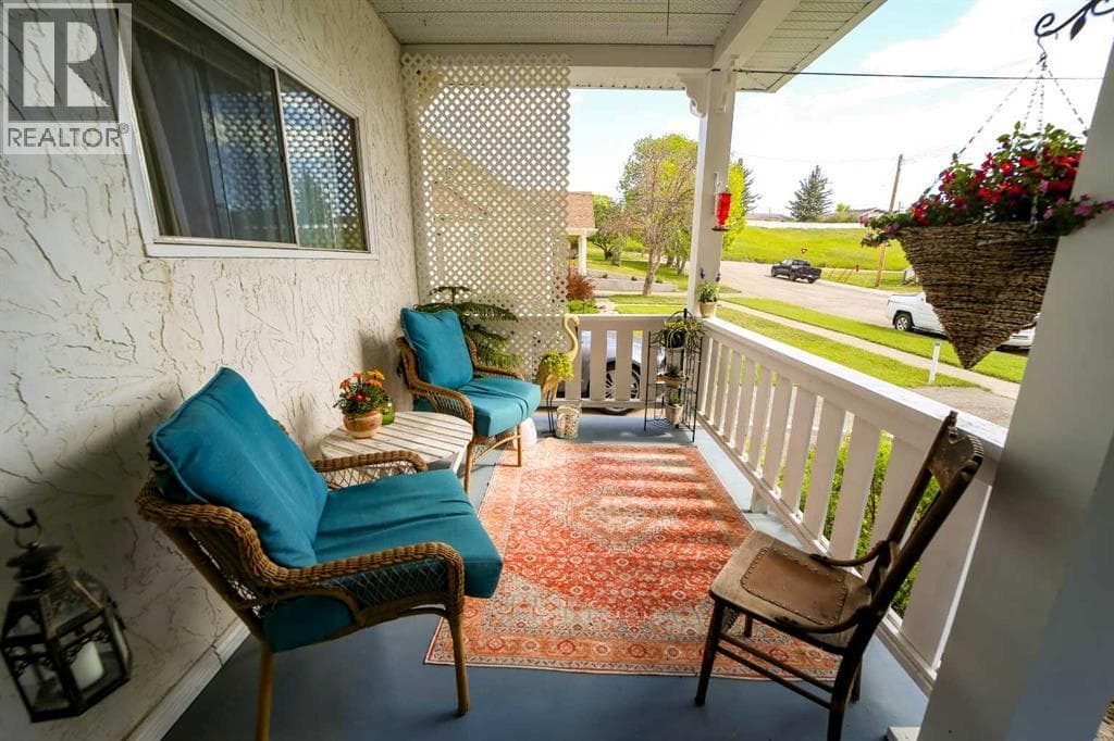 1158 Albert Avenue — photo 4
