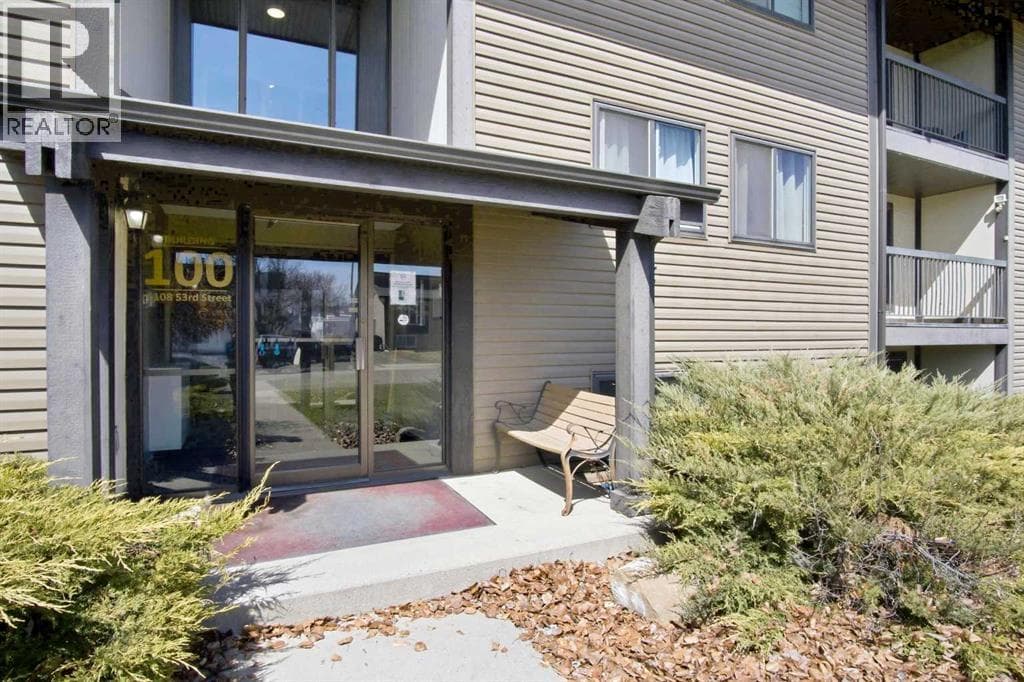 106, 6108 53 Street — photo 3