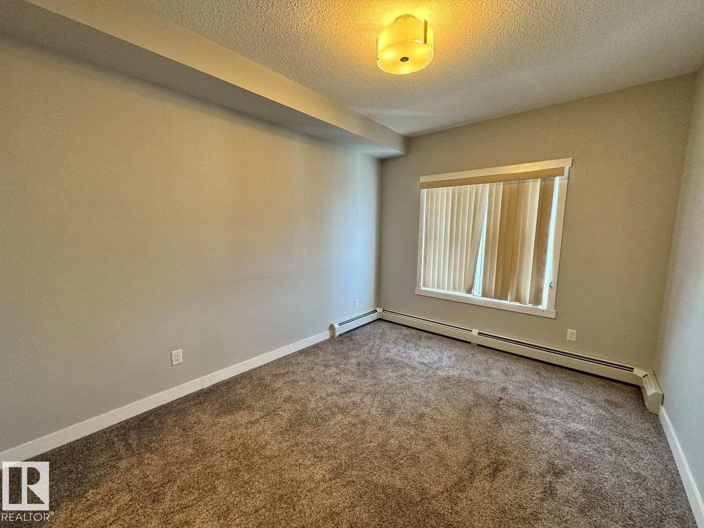 #405 3670 139 AV NW — photo 5