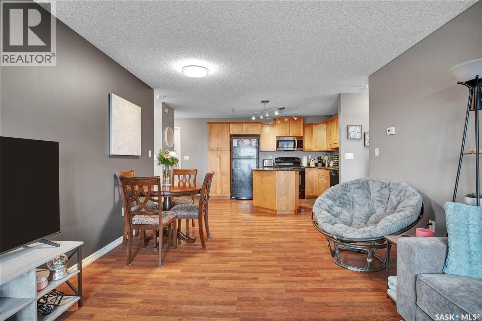 B207 103 Wellman CRESCENT — photo 5