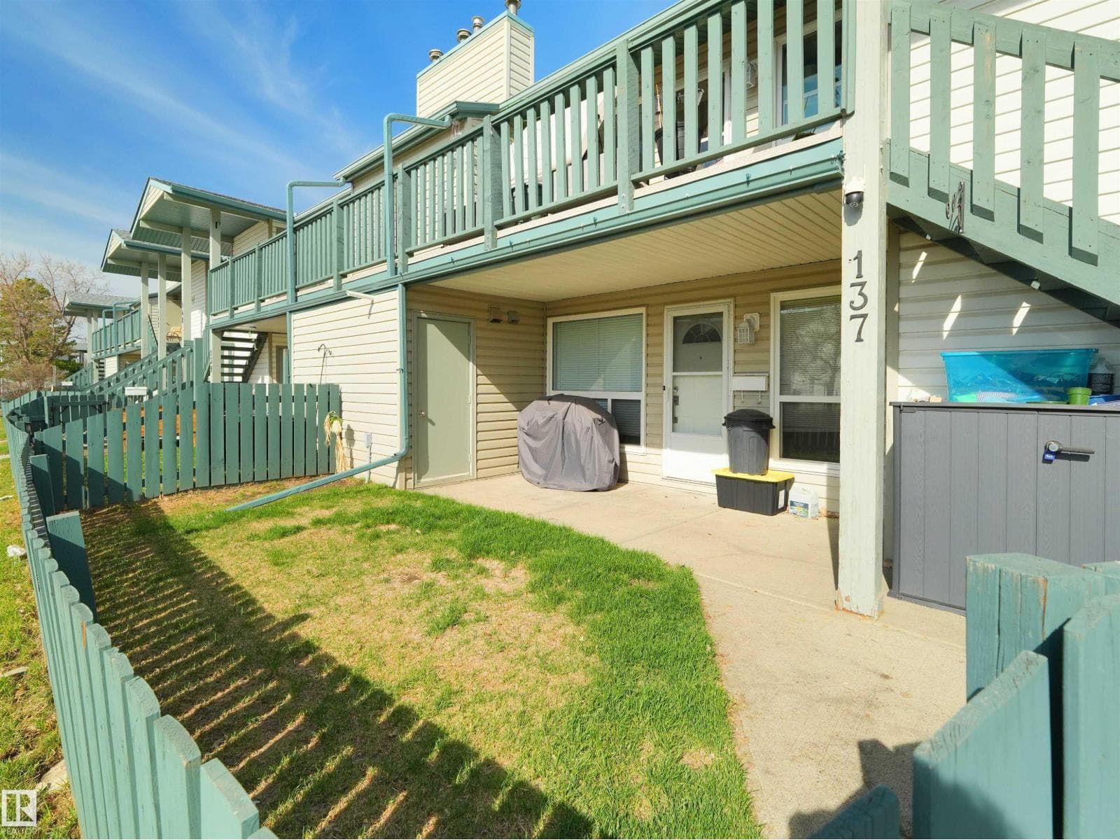#137 2703 79 ST NW