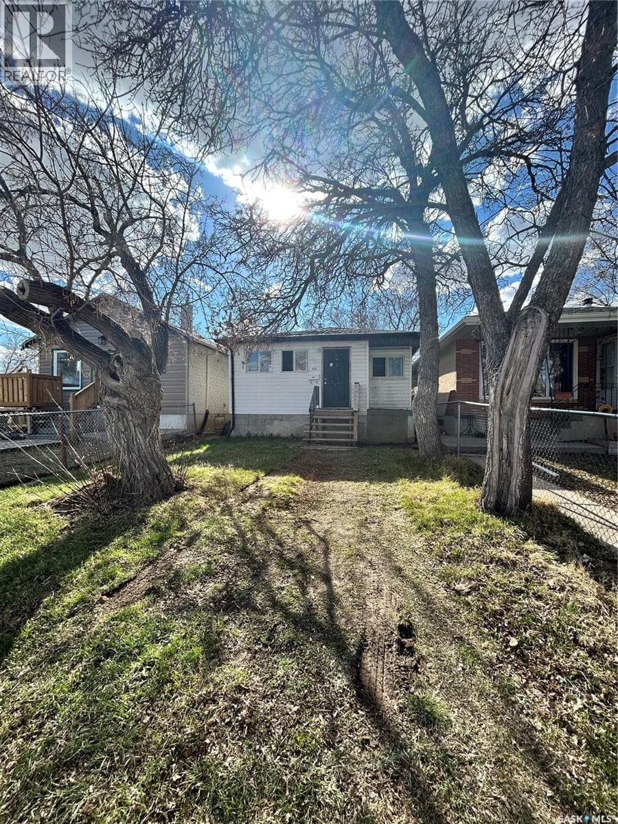 922 Garnet STREET — photo 3