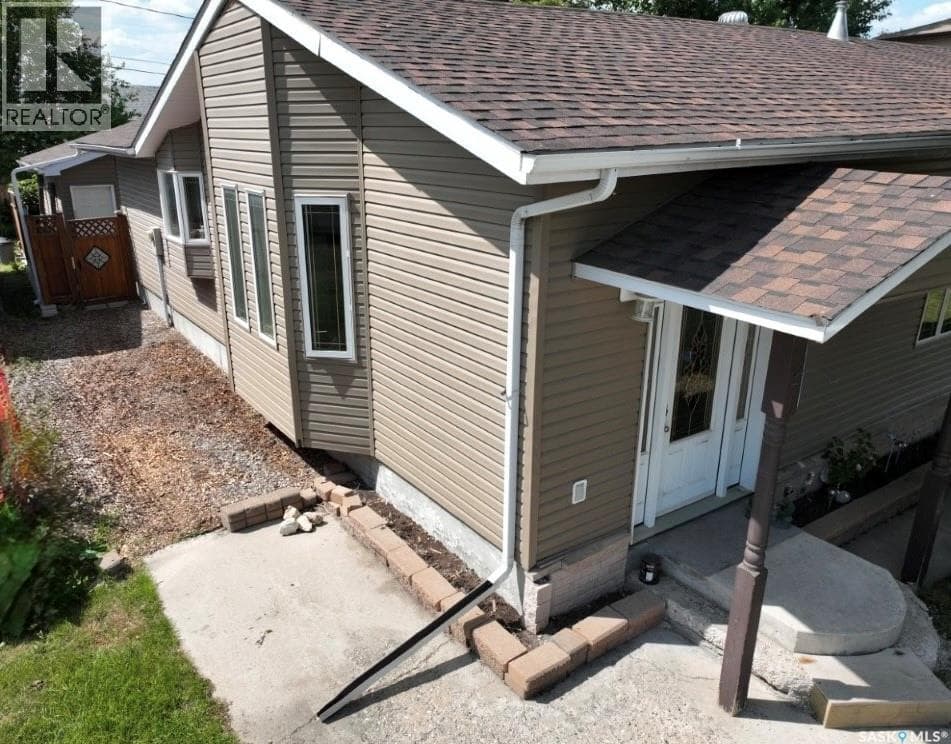513 Hudson STREET — photo 2