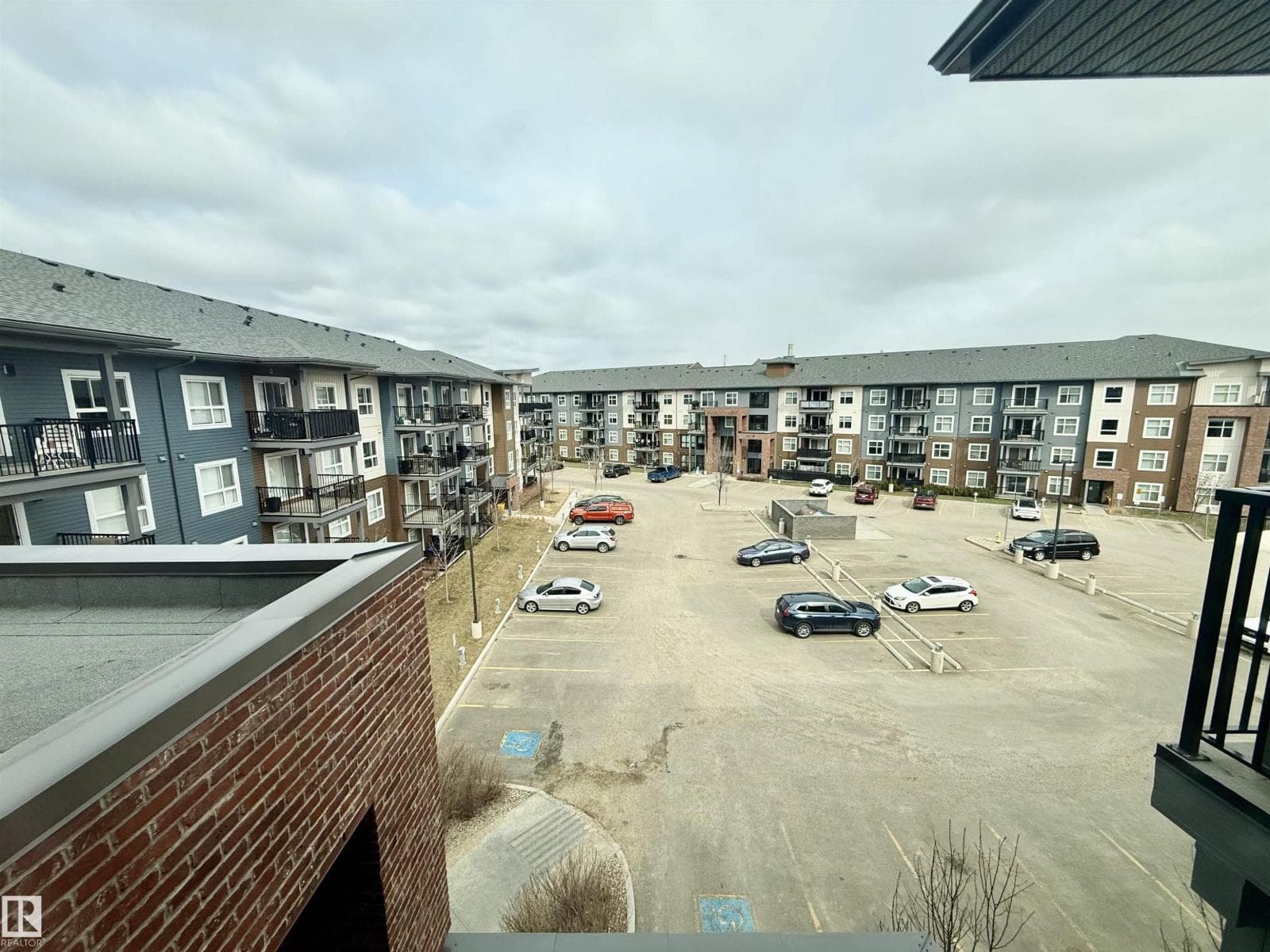 #437 5504 Schonsee DR NW — photo 4
