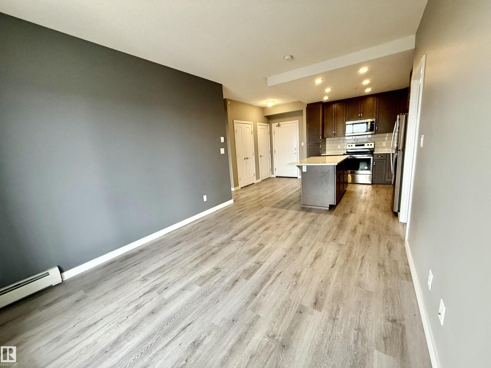 #437 5504 Schonsee DR NW — photo 5