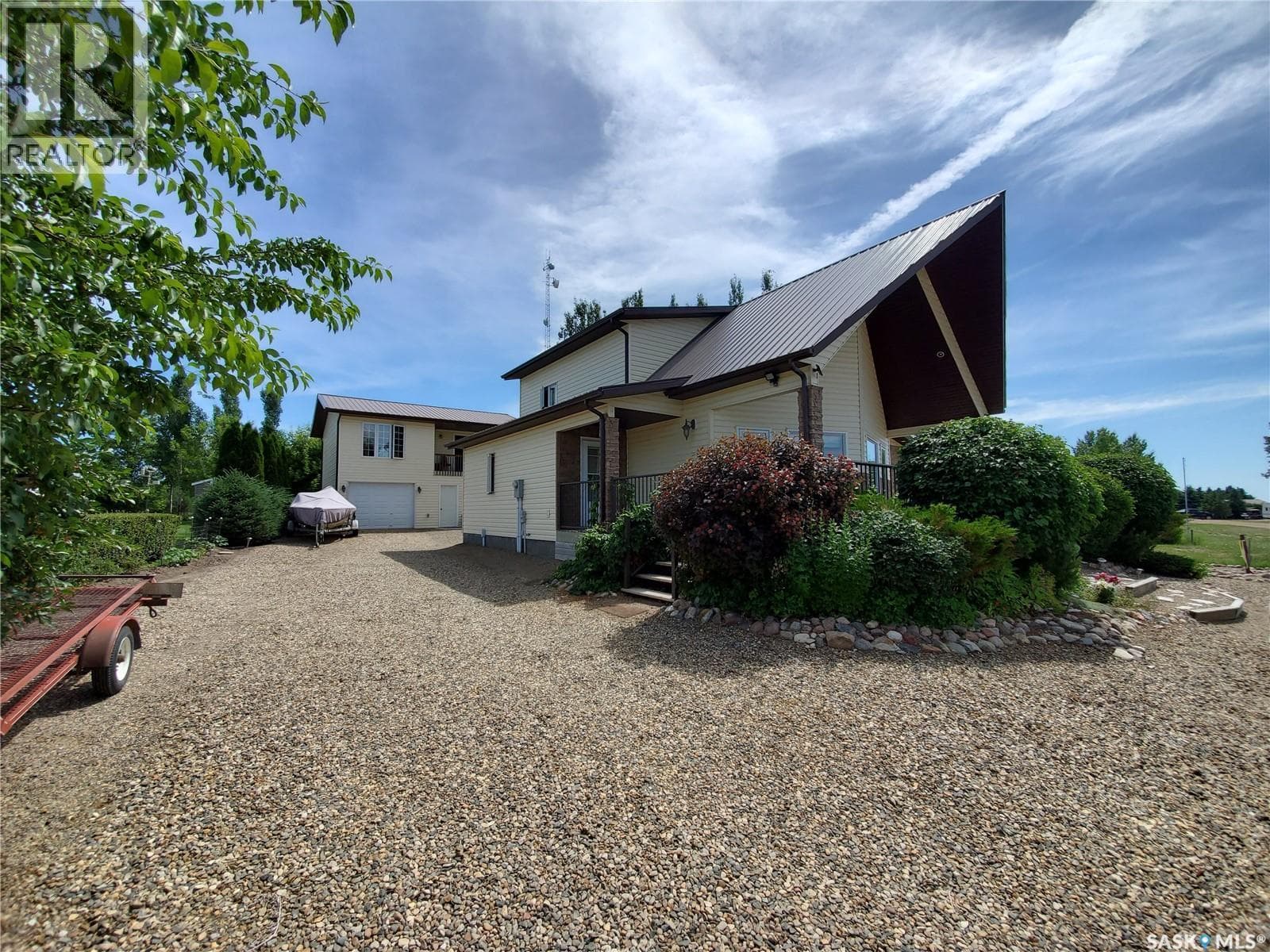 325 Ruby DRIVE — photo 2