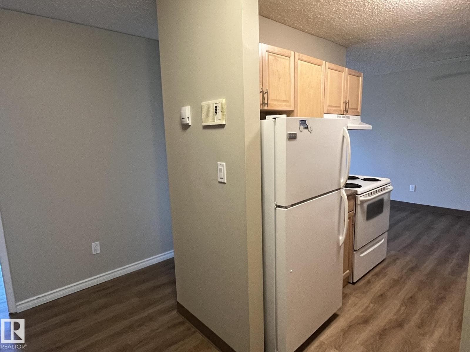 #205 51 BROWN ST — photo 4