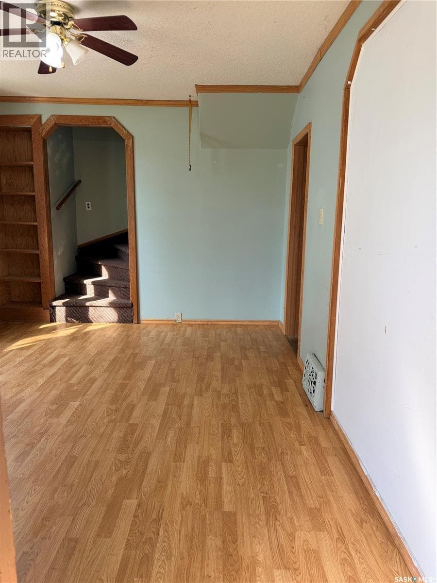573 Centre STREET — photo 3
