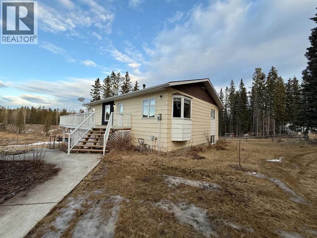 9, 23518 Highway 16 — photo 2