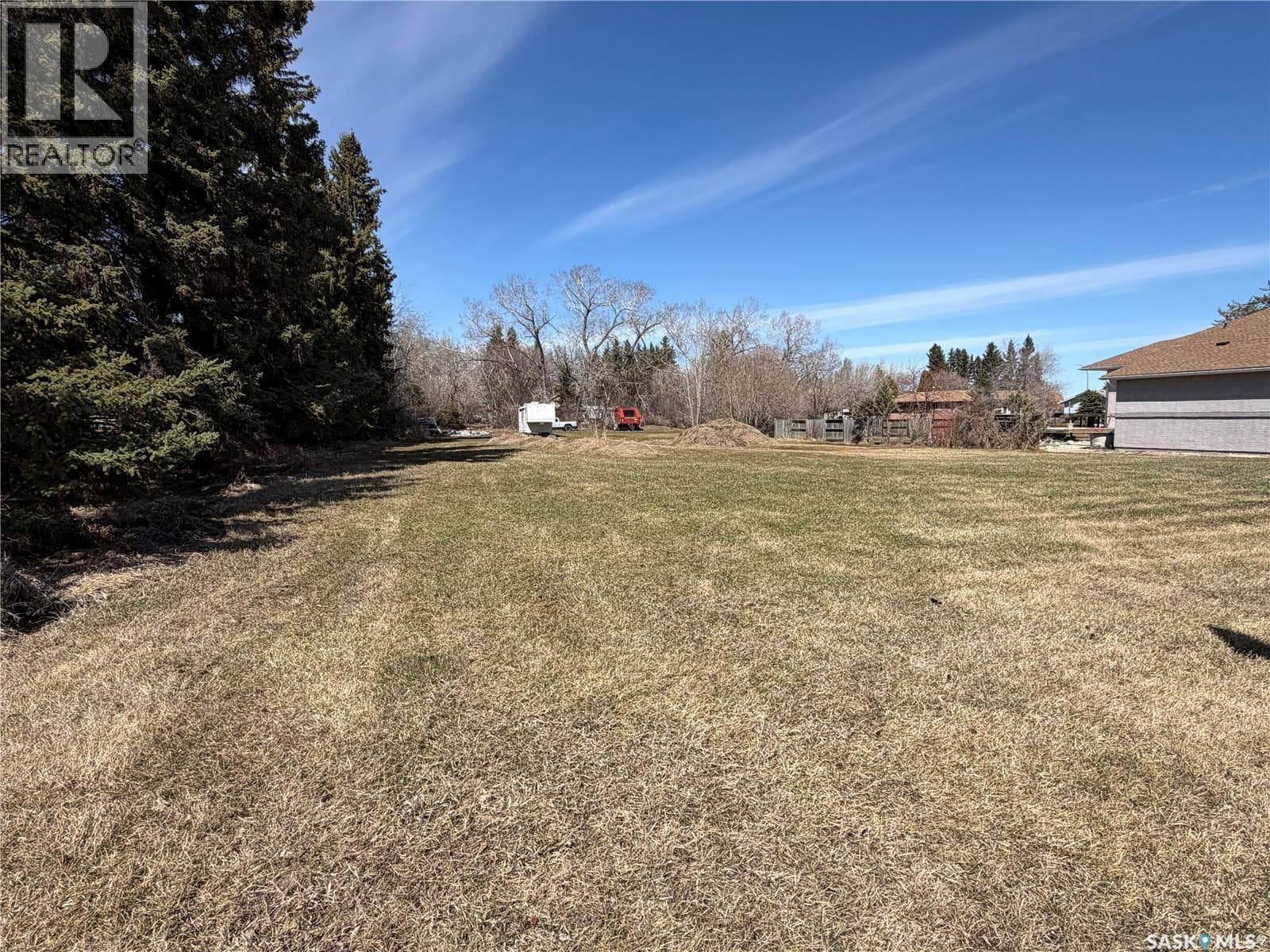211 Laroucque DRIVE — photo 2
