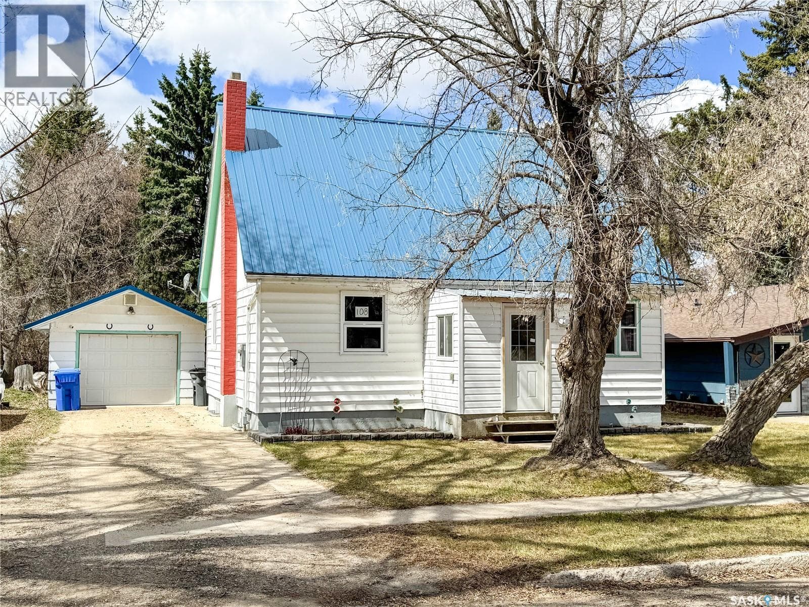 108 Cairo STREET