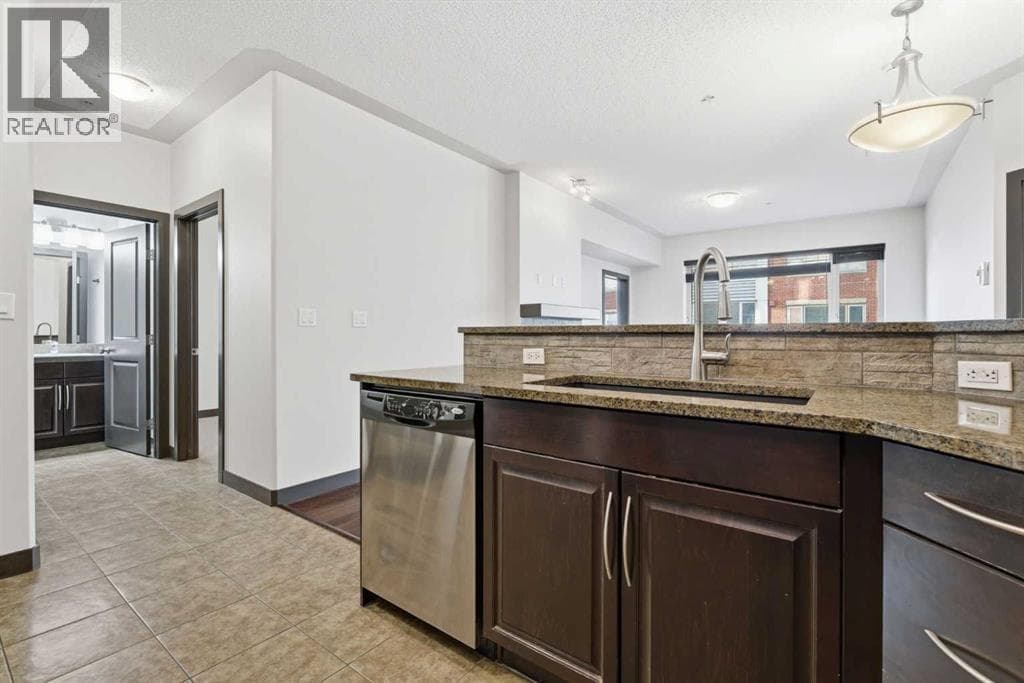 414, 35 Inglewood Park SE — photo 2