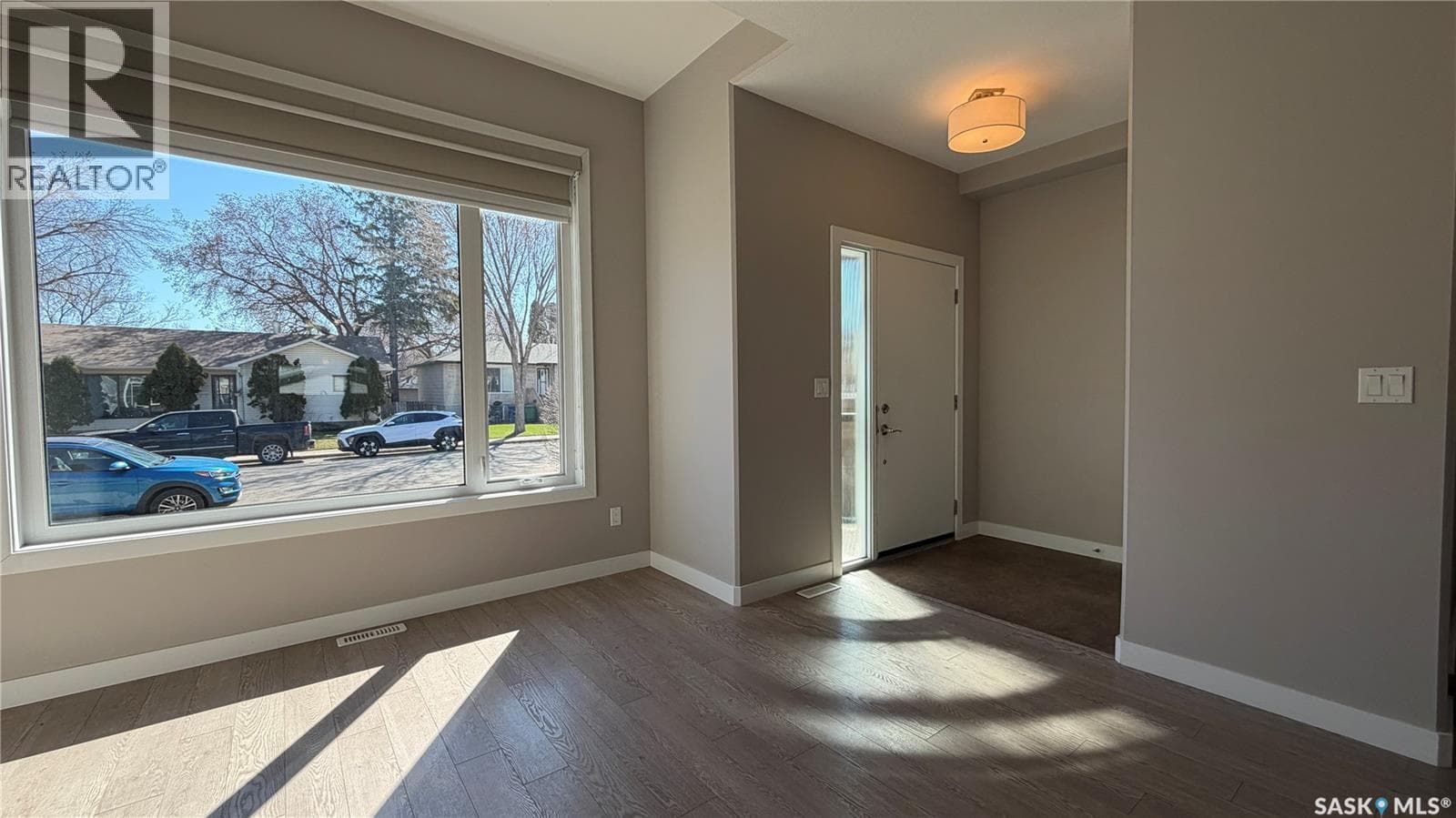 2212 St Patrick AVENUE — photo 3