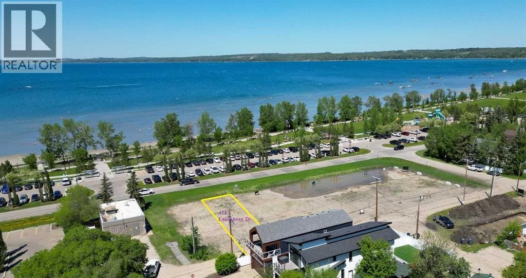 4217 LAKESHORE Drive