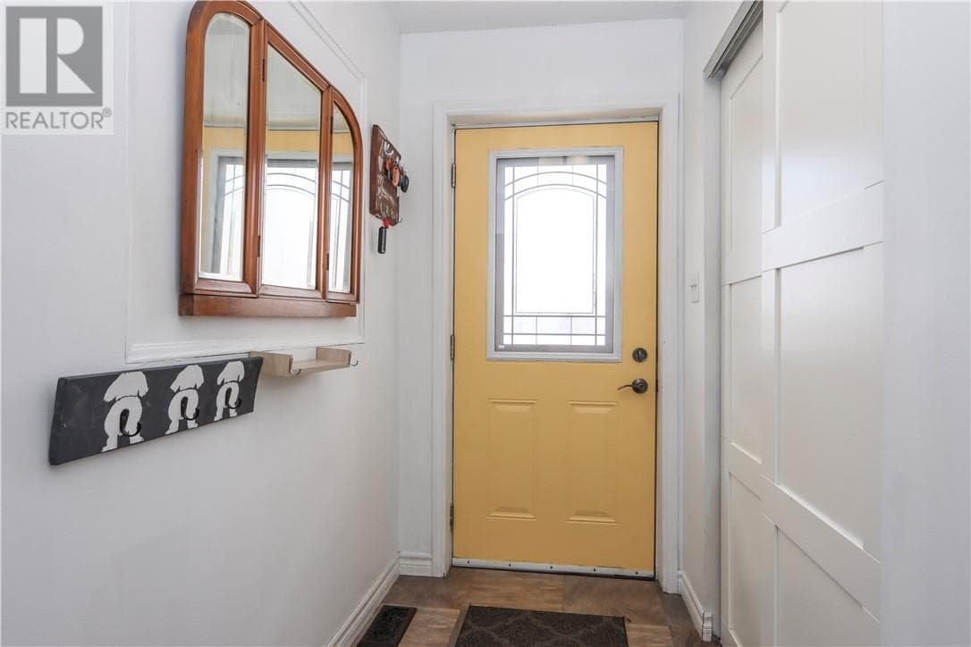 72 Field Street — photo 3