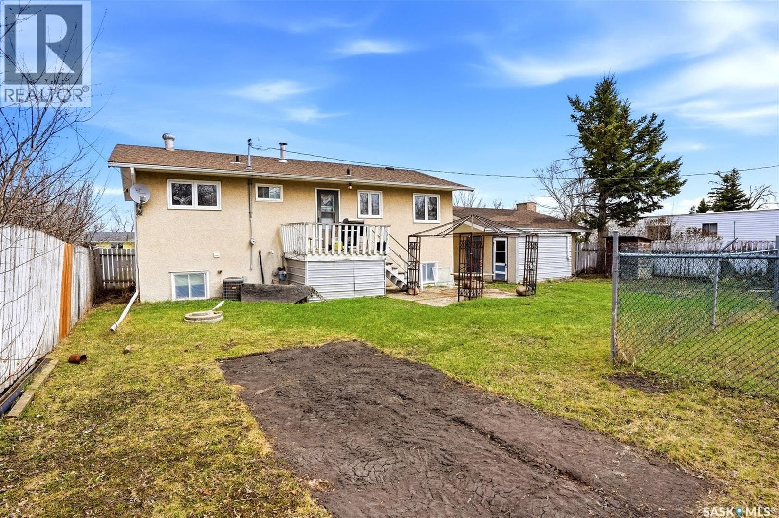 136 Lillis AVENUE — photo 5
