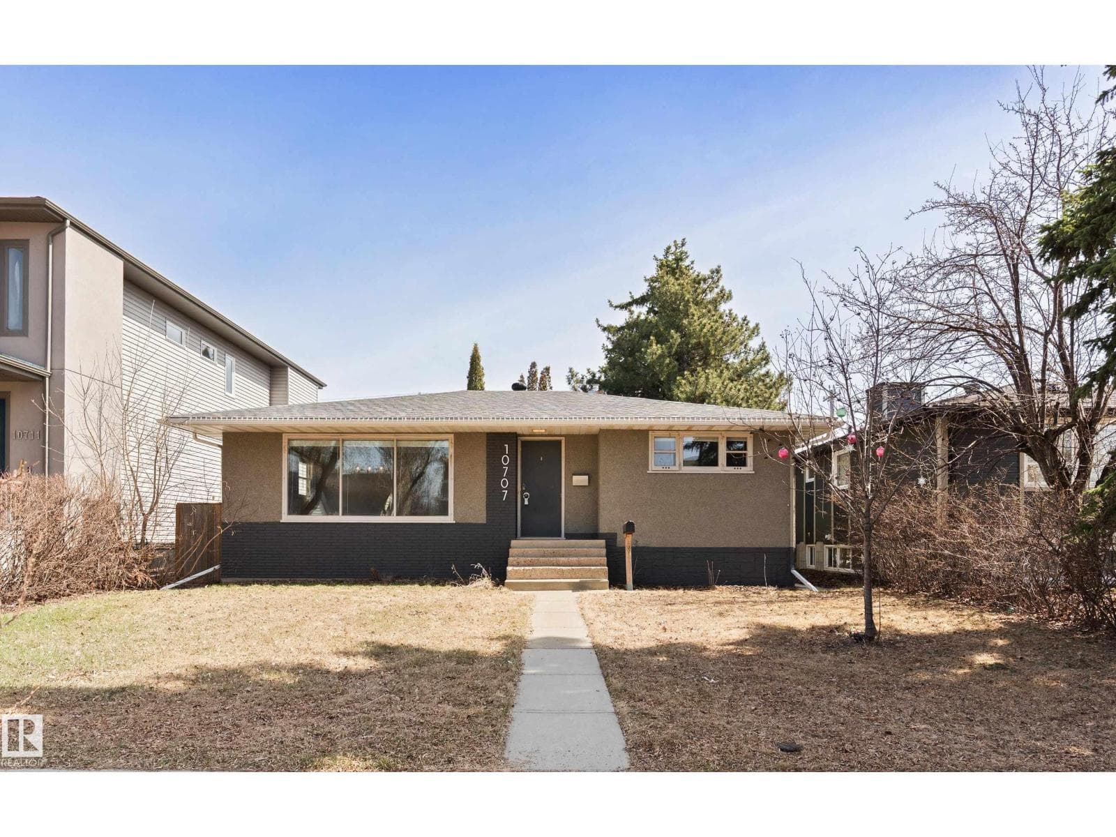 10707 129 ST NW