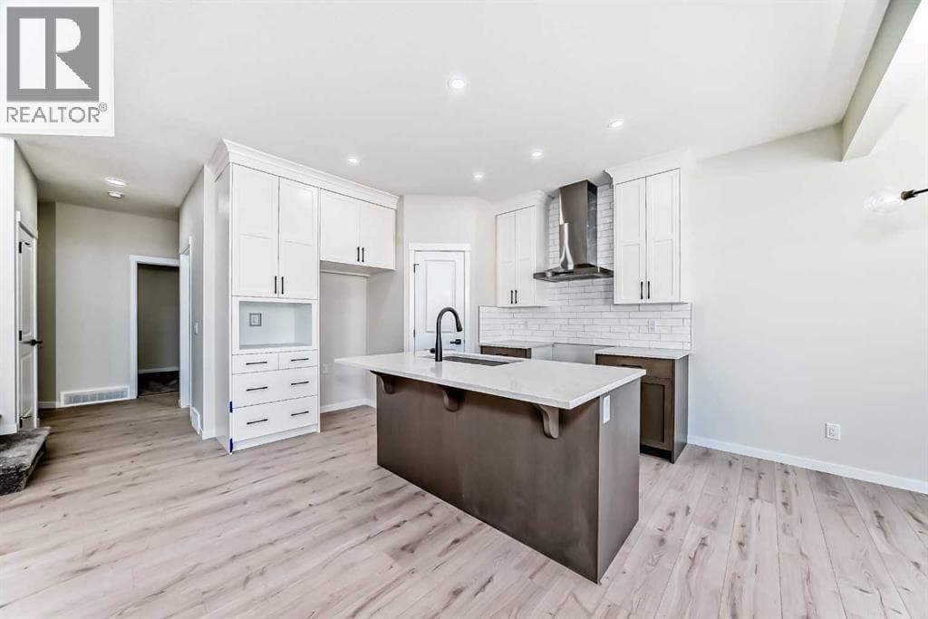 105 Corner Glen Green NE — photo 3