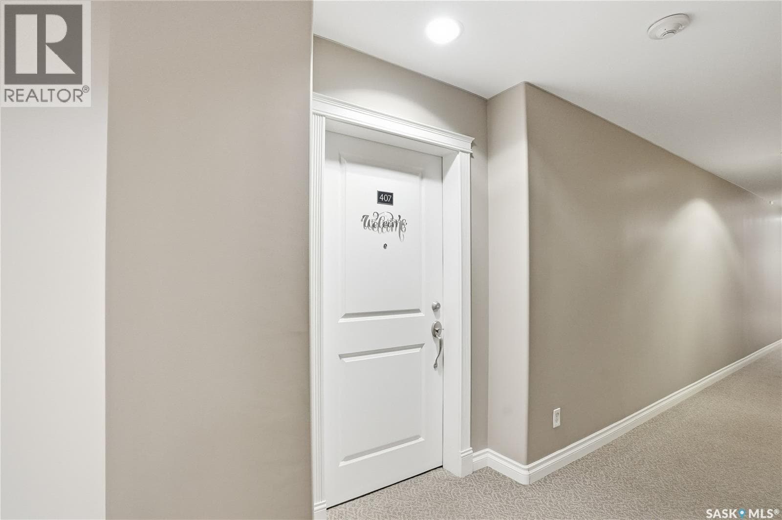 407 110 Armistice WAY — photo 3