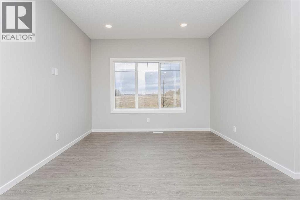 222 Heartwood Parade SE — photo 3