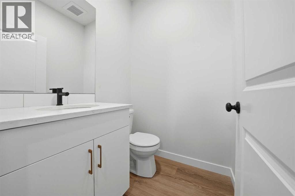 81 Pinnacle Close — photo 3