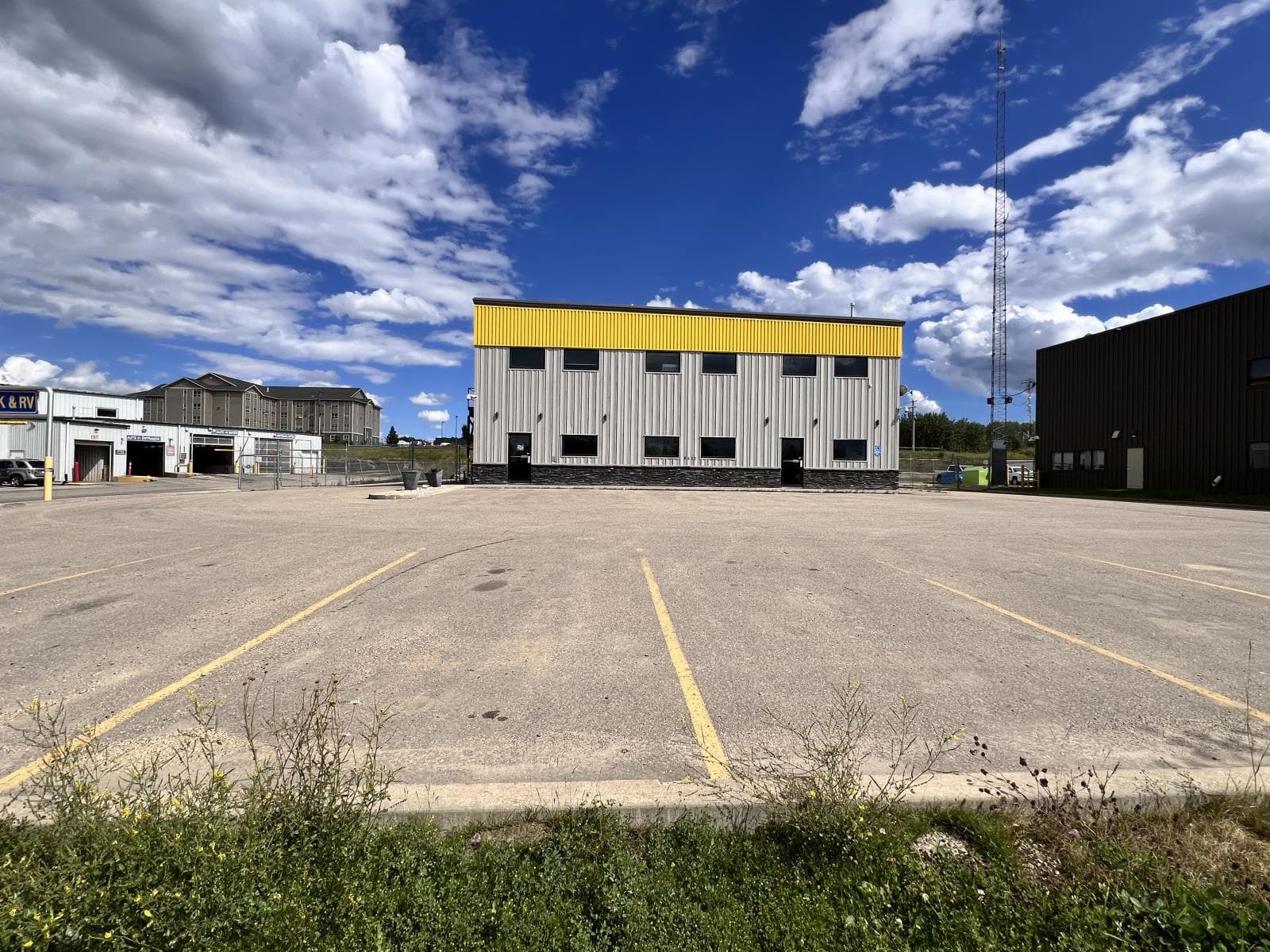 3421 50 St.