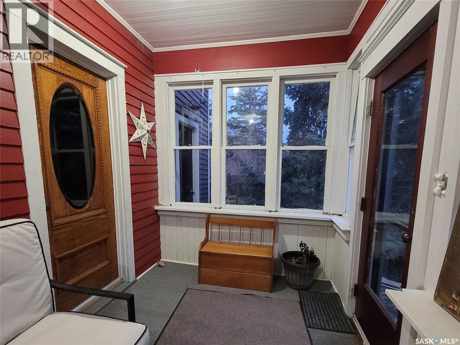 717 Coteau AVENUE — photo 5