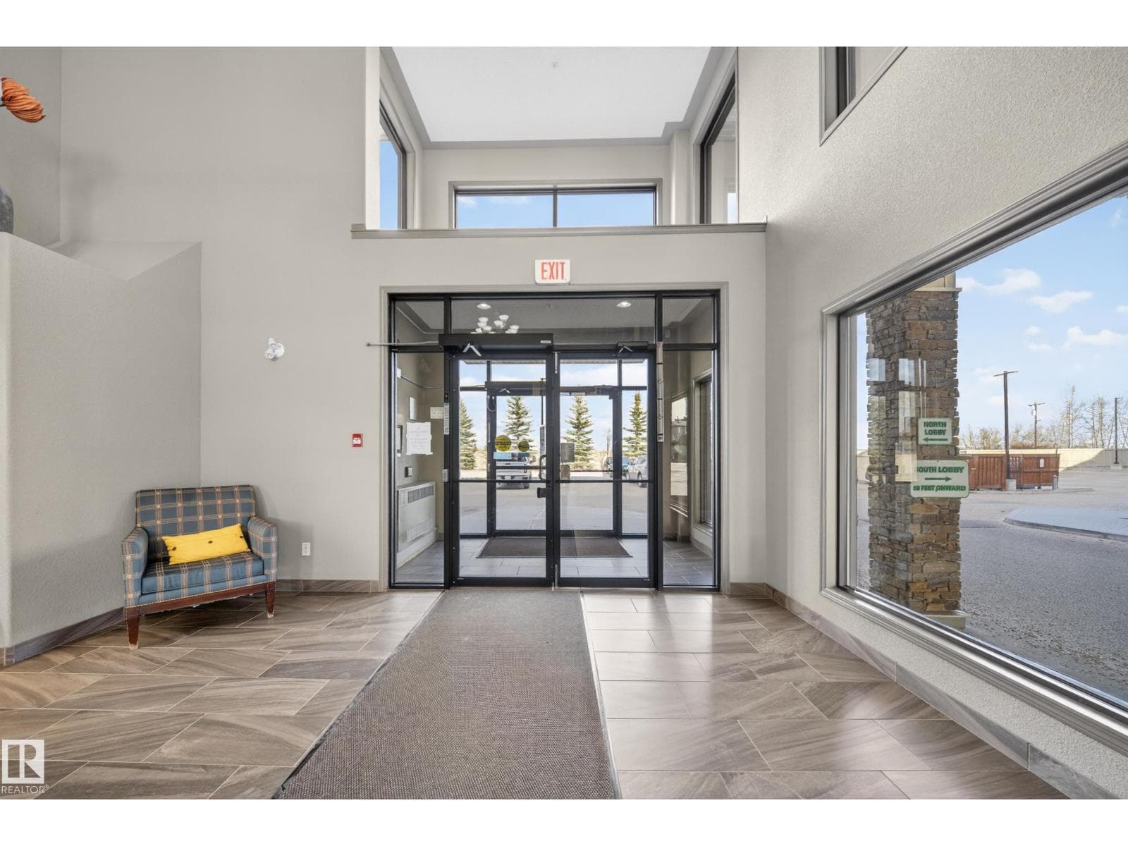 #435 1520 HAMMOND GA NW — photo 4