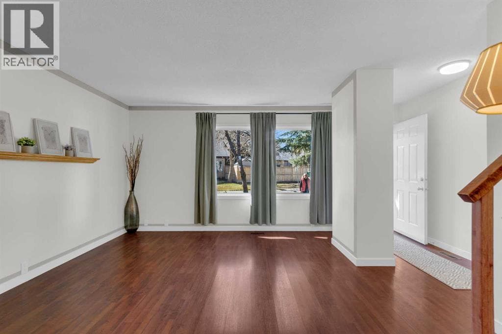 34, 630 Sabrina Road SW — photo 4
