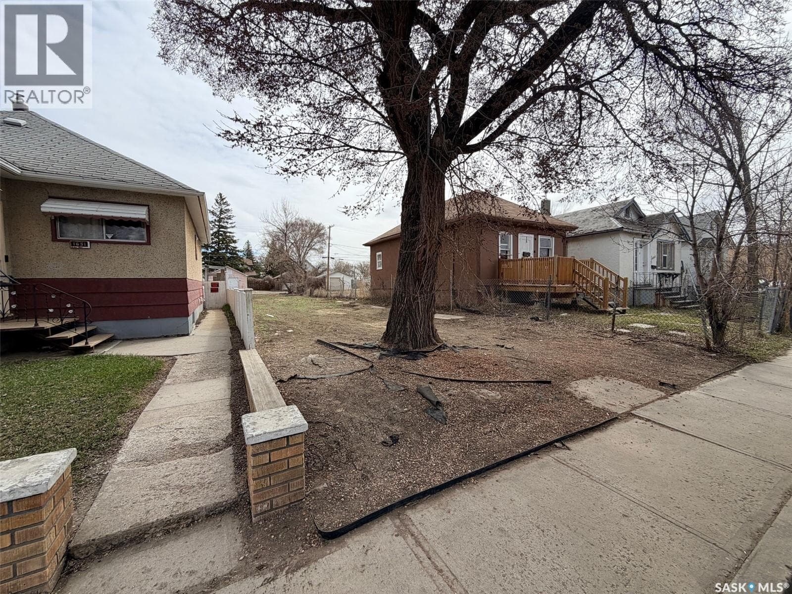 1657 Toronto STREET — photo 4