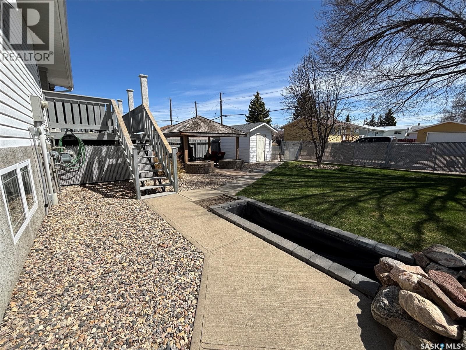 404 Herbert STREET — photo 2